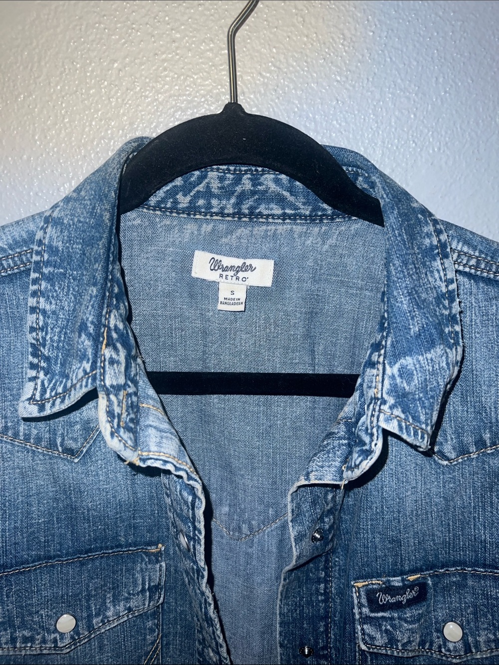 Wrangler Women's Blue Denim Shirt Jacket - Picture 3 of 10